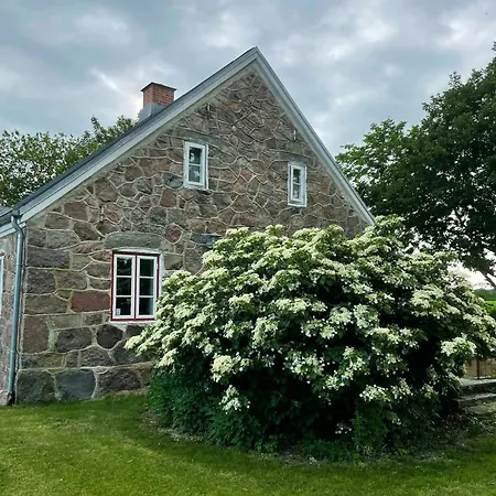 Historic House By Kongeaen And Freedom Bridge ヴァーイン